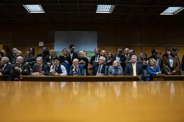 Legisladores de la Coalición Republicana, el 9 de julio, en el Parlamento. · Foto: Ernesto Ryan