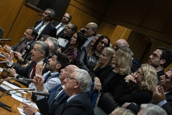 Conferencia de prensa de la Coalición Republicana, el 9 de julio, en el Parlamento. · Foto: Ernesto Ryan