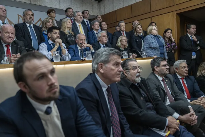 Conferencia de prensa de la Coalición Republicana, el 9 de julio, en el Anexo del Palacio Legislativo. · Foto: Ernesto Ryan