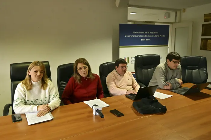 Rosario Piastri, Esther Barata, Gustavo Chiriff y Álvaro Méndez en la Comisión Nacional Congreso Nacional de Educación (archivo, julio de 2026). · Foto: Ariel Volpi