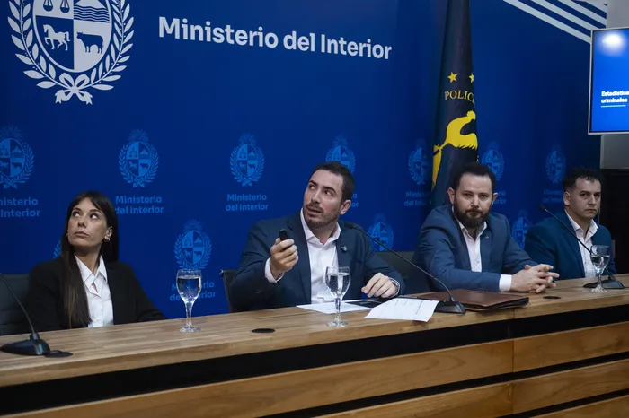 Ana Ines Riera, Diego Sanjurjo, Edgardo Garcia y Mijael Mendez, el 20 de julio en el Ministerio del Interior · Foto: Alessandro Maradei