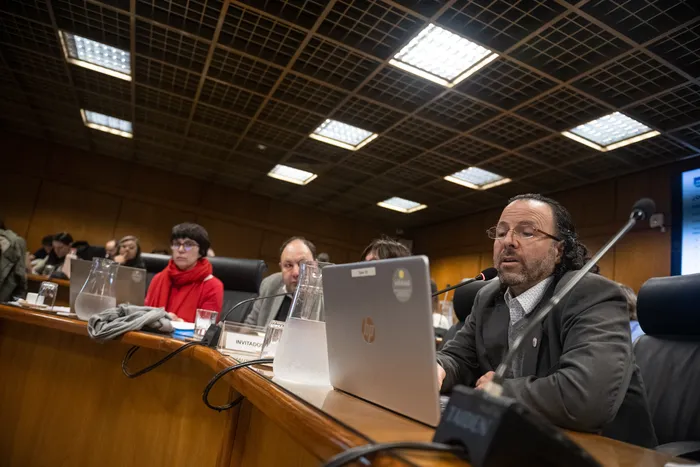 Héctor Cancela, el 27 de julio, en el edificio anexo del Palacio Legislativo. · Foto: Gianni Schiaffarino