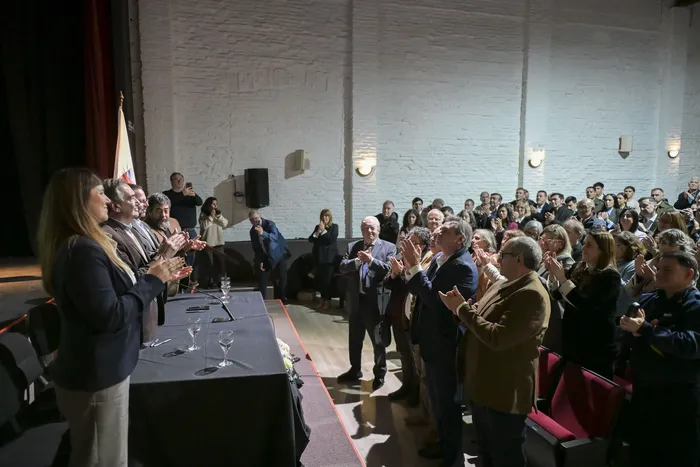 Firma de la escritura de la donación del inmueble para la instalación de la sede de la Udelar en Colonia, el 30 de julio · Foto: Ignacio Dotti