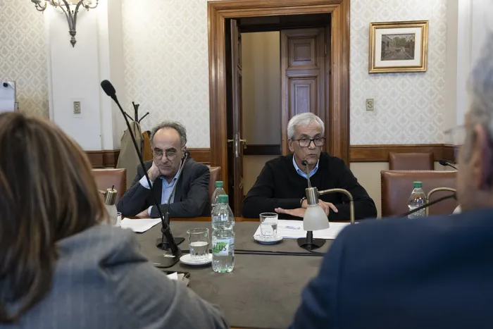 Hugo Barreto y Juan Castillo, 13 de agosto, en el Parlamento. Foto: Inés Guimaraens