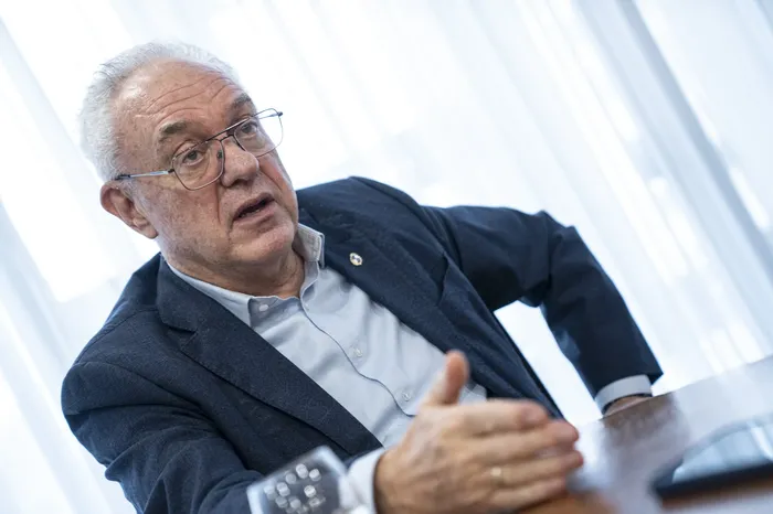 El canciller Mario Lubetkin en diálogo con _la diaria_. · Foto: Ernesto Ryan