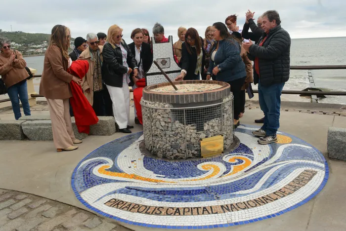 Monumento a la Paella, Piriápolís, el 15 de octubre · Foto: Virginia Martínez  Díaz