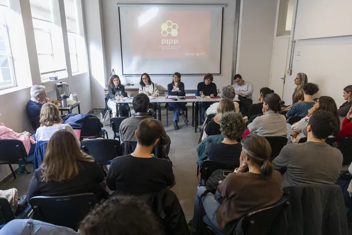 Florencia Dansilio, Verónica Camors, Nilia Viscardi, Rossana Campodónico y Nicolás Duffau, el 29 de octubre, durante la presentación del Programa Interdisciplinario de Políticas Públicas. · Foto: Rodrigo Viera Amaral