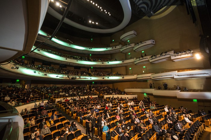 Durante una entrega de los Premios Graffiti, en el auditorio Adela Reta (archivo). · Foto: Ernesto Ryan