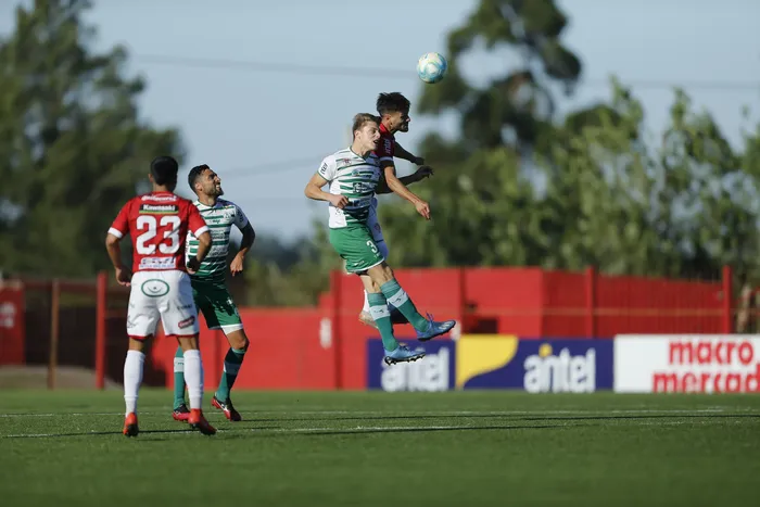 Rentistas vs Plaza Colonia (alchivo, noviembre 2020) · Foto: Mariana Greif
