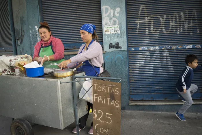 Tortafriteras en Ciudad Vieja (archivo, mayo de 2019). Foto: Mariana Greif