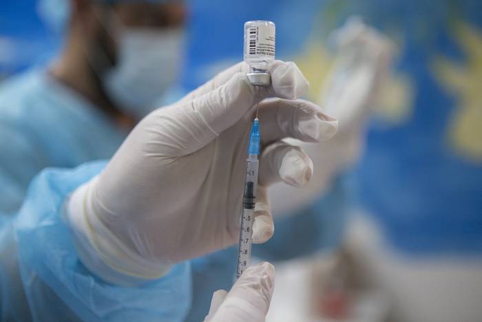Pacientes inmunizados con la vacuna de PFIZER (archivo, marzo de 2021).
 · Foto: Ernesto Ryan