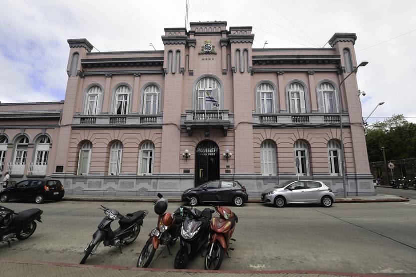 20250915 policía maldonado