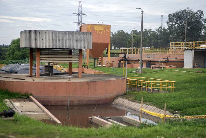 Estación de Tratamiento de Agua Residual de Obras Sanitarias del Estado, en Pan de Azúcar. · Foto: Alessandro Maradei