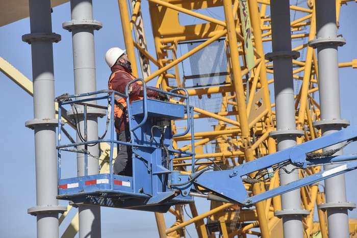 Tareas de la construcción en viaducto de la rambla portuaria. (archivo, julio de 2021) · Foto: Federico Gutiérrez