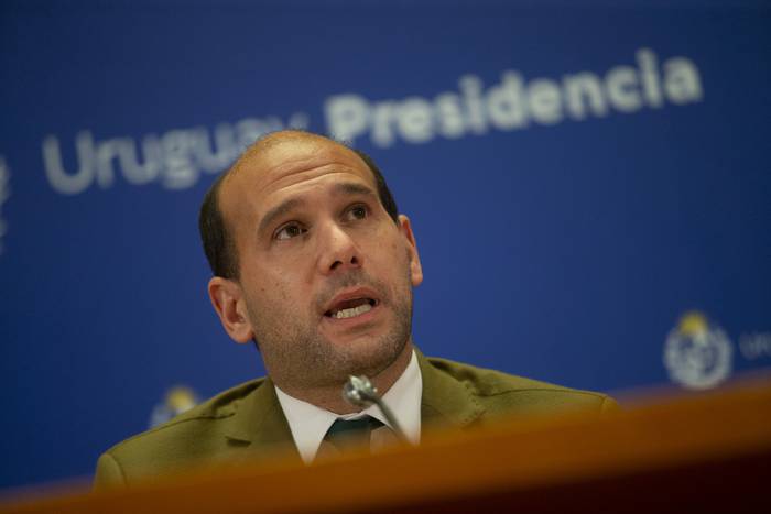 Martín Lema, durante una conferencia de prensa en la Torre Ejecutiva, en Montevideo (archivo, agosto de 2021). · Foto: Ernesto Ryan