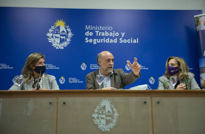 Daniela Barindelli, Pablo Mieres y Mónica Bottero. · Foto: Alessandro Maradei