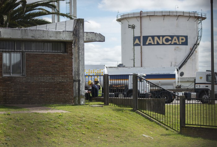 Ancap, Polo Logístico de Combustibles, La Tablada (archivo). · Foto: Alessandro Maradei
