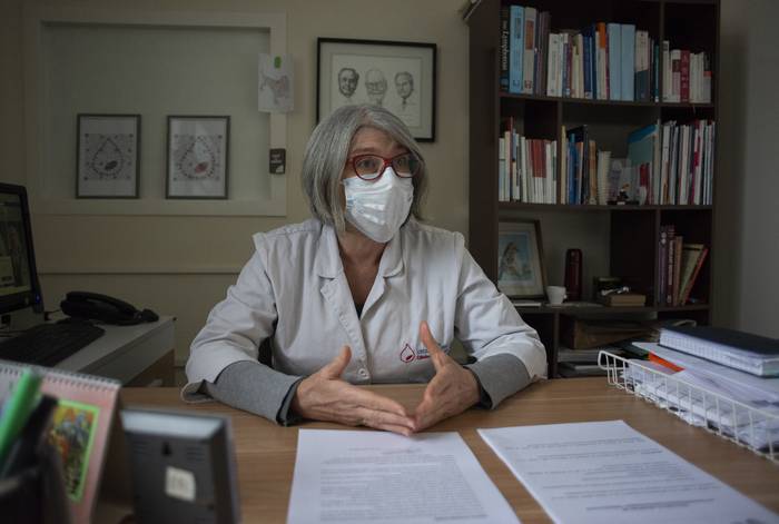 Cecilia Gillermo, durante una entrevista en el Hospital de Clínicas, en Montevideo (archivo, setiembre de 2021). · Foto: Alessandro Maradei