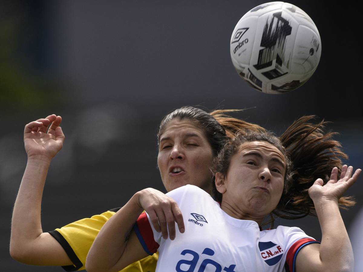 Fútbol Femenino  Peñarol 7-0 River Plate