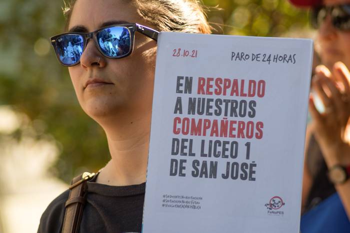 Manifestación de FENAPES en San José. (archivo octubre de 2021). Foto: Paola Alcorta
