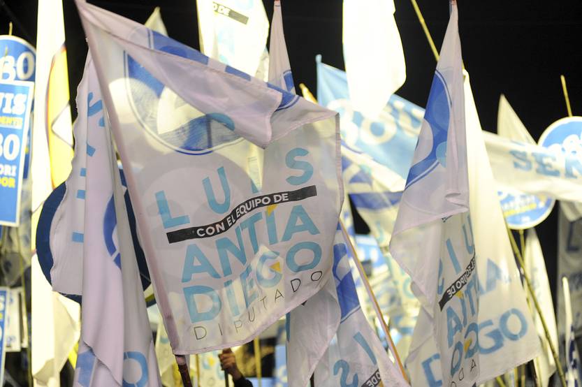 jovenes blancos maldonado