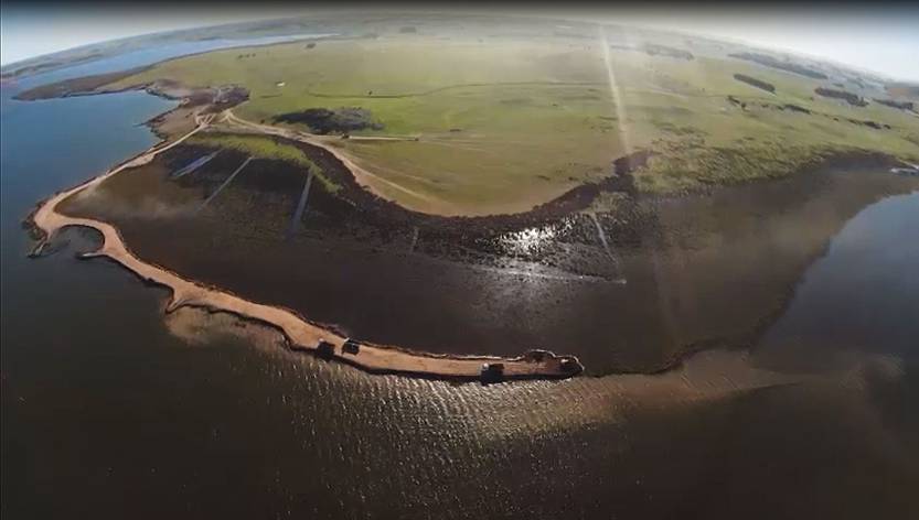 20220420 Obra Laguna Garzón