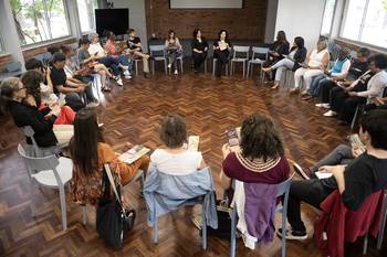 Presentación del mapa de desplazados forzados en la dictadura, el 12 de noviembre, en el Campus Luisi Janicki. · Foto: Gianni Schiaffarino