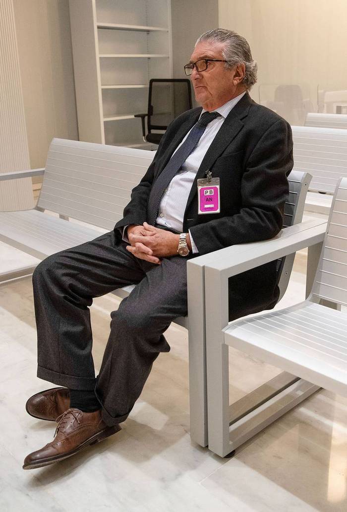 Américo Suzacq Fiser durante la vista para su extradición a Uruguay, en la Audiencia Nacional en Madrid. · Foto: J.P.Gandul, EFE