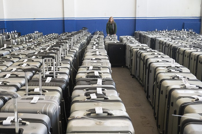 Preparativos para las elecciones internas en instalaciones de la Corte Electoral. · Foto: Alessandro Maradei