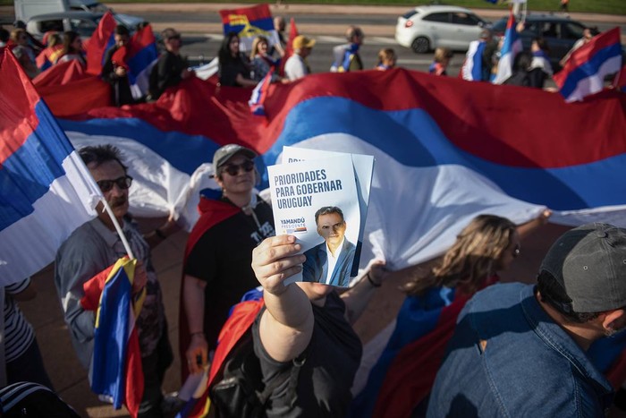 Durante el banderazo, en Montevideo (archivo, setiembre de 2024). · Foto: Gianni Schiaffarino