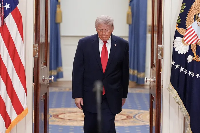 Donald Trump, el 1º de abril, desde el Cross Hall de la Casa Blanca, en Washington. · Foto: Alex Brandon, pool, AFP