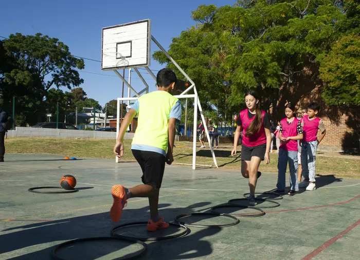 Foto principal del artículo 'ANEP y Secretaría Nacional de Deporte presentaron programa conjunto para la extensión del tiempo en escuelas públicas' · Foto: ANEP