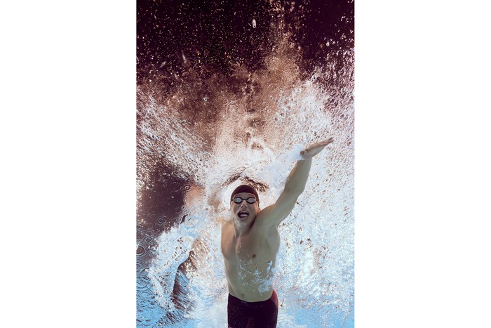 Leo Nolles, compitiendo en una serie de 100 m estilo libre, el 30 de julio, durante los Juegos Olímpicos París 2024. · Foto: Oli Scarf, AFP