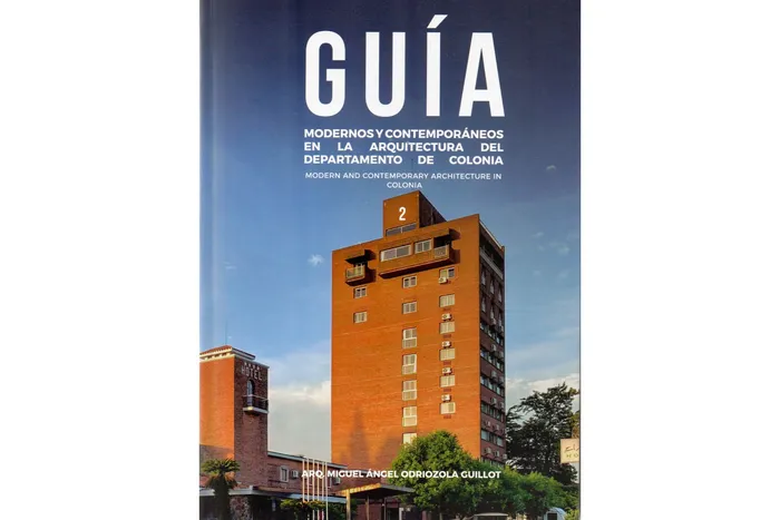 Foto principal del artículo 'Modernos y contemporáneos en la arquitectura de Colonia, sobre el nuevo libro de  Miguel A. Odriozola Guillot'