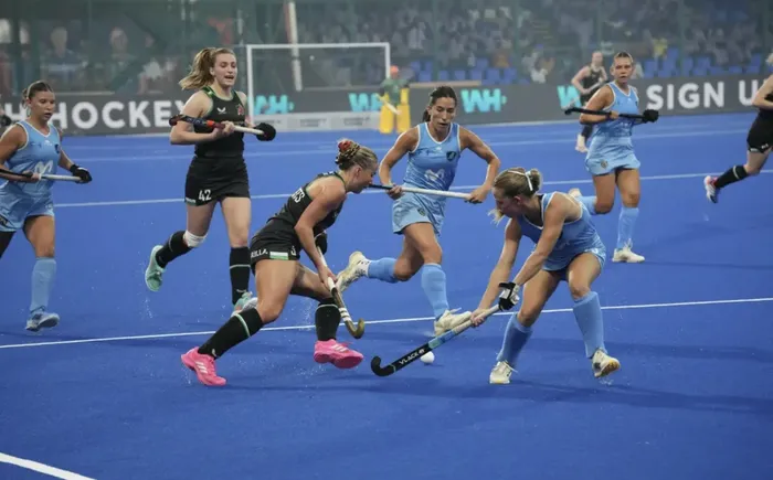 Uruguay ante Gales. · Foto: @sportsauthorityoftelangana