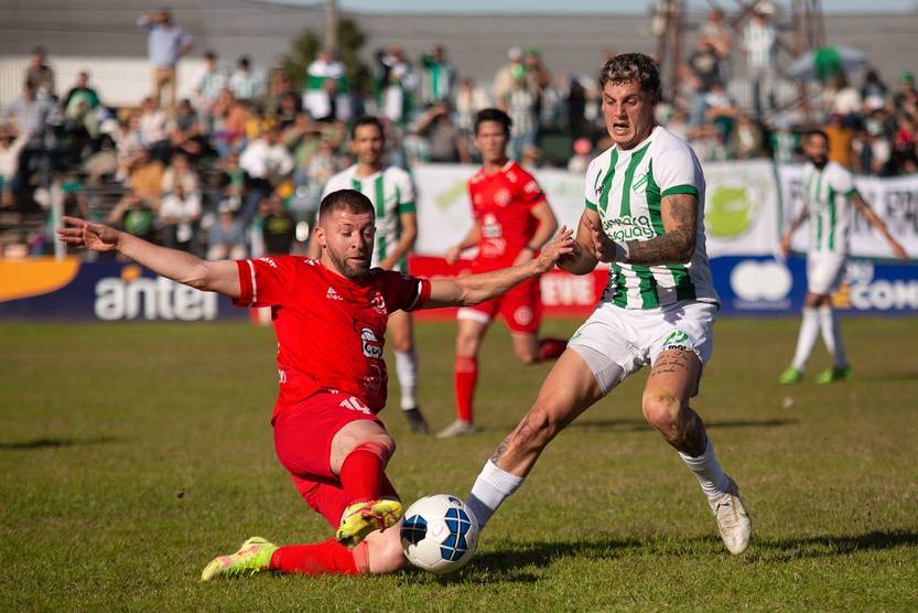 Deporte - Laureles - Universitario de Salto