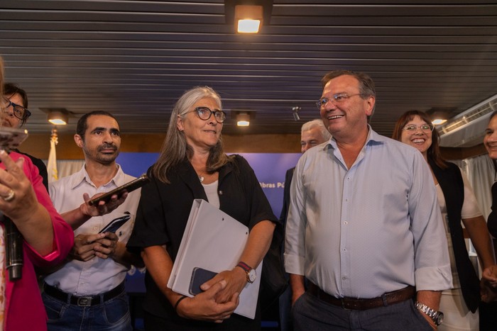 Lucía Etcheverry y José Luis Falero, el 17 de enero, en el Ministerio de Transporte y Obras Públicas. · Foto: Ernesto Ryan