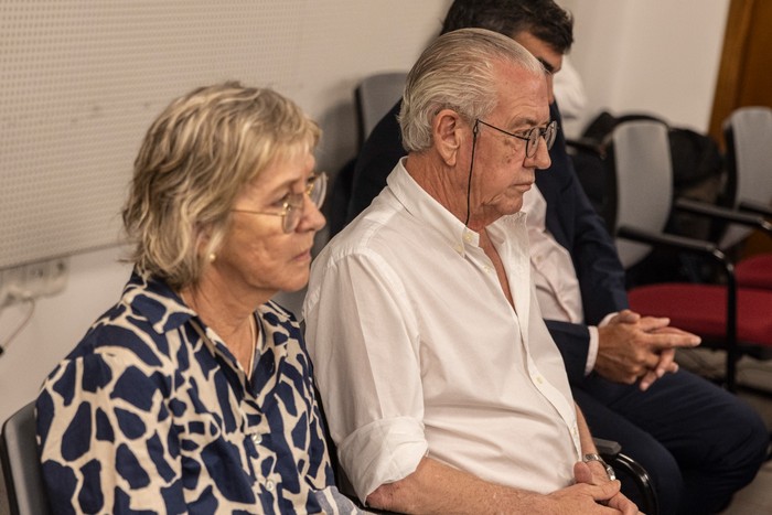 Ana Iewdiukow y Pablo Carrasco en la audiencia. · Foto: Ernesto Ryan