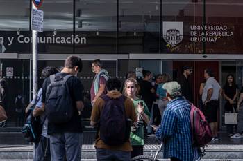 Facultad de Información y Comunicación, el 26 de marzo, en Montevideo. · Foto: Ernesto Ryan
