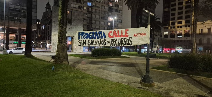 Pasacalle en la plaza Independencia de Montevideo.
