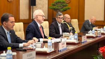 Mario Lubetkin, ante mandatarios de toda la región y China, en el Foro de la Celac. · Foto: Presidencia de Uruguay