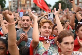 Foto principal del artículo 'La despedida de José Mujica en el Palacio Legislativo' · Foto: Mara Quintero