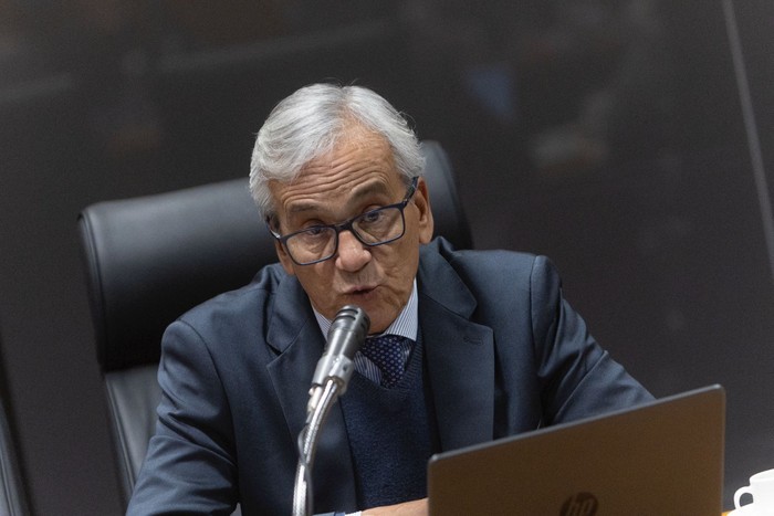 Juan Castillo, el 9 de julio, durante la Comisión de Legislación del Trabajo y Seguridad Social. · Foto: Ernesto Ryan Juan Castillo, el 9 de julio, durante la Comisión de Legislación del Trabajo y Seguridad Social. · Foto: Ernesto Ryan