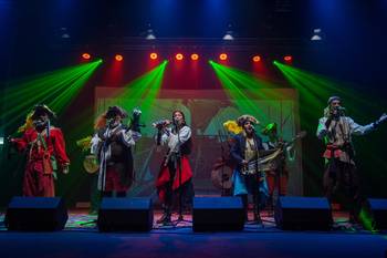 Foto principal del artículo 'La Chirimurga, una fusión bien carnavalera, presenta su espectáculo 2026' · Foto: Difusión