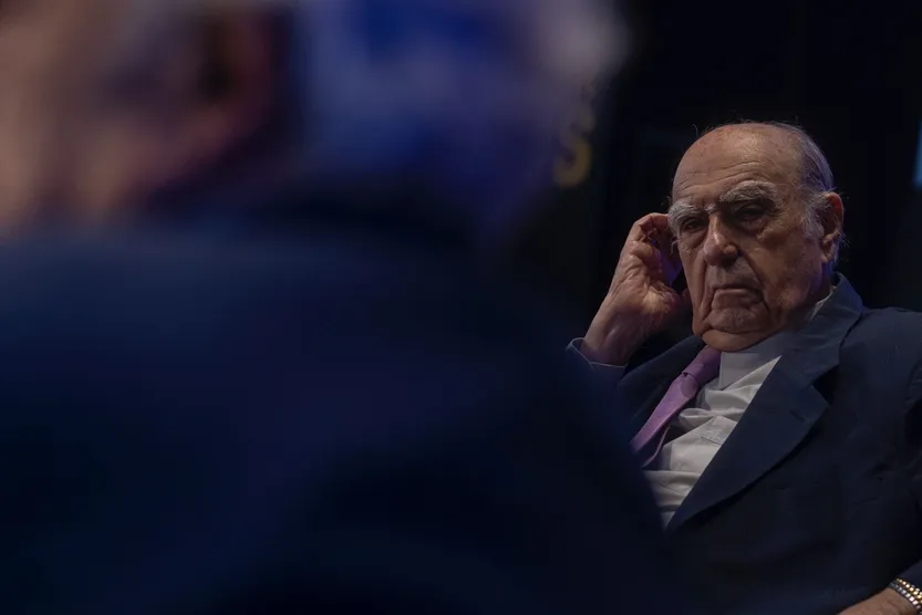 20260422 pol Sanguinetti