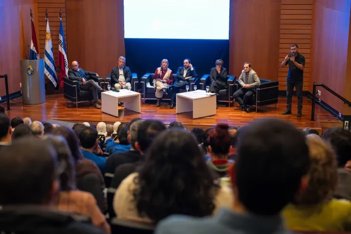 Evento Salud Mental: desafíos y avances en el modelo de abordaje comunitario, el 16 de octubre, en el edificio anexo de la Torre Ejecutiva, en Montevideo. · Foto: Presidencia