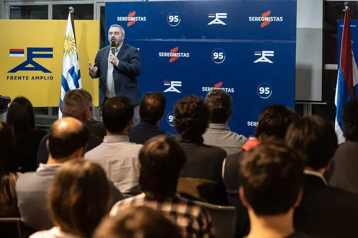 Mario Bergara, durante el encuentro de Seregnistas, en la Huella de Seregni. · Foto: Inés Guimaraens