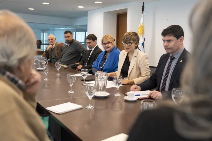 Cumplimiento de sentencias de la Corte IDH, el 8 de octubre de 2026, en Torre Ejecutiva · Foto: Martín Cerchiari / Presidencia de Uruguay
