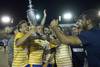 Los jugadores de Bella Vista festejan luego de obtener el título del torneo Clausura del Campeonato Uruguayo de fútbol playa, hoy, en el estadio Arenas del Plata. · Foto: Andrés Cuenca Los jugadores de Bella Vista festejan luego de obtener el título del torneo Clausura del Campeonato Uruguayo de fútbol playa, hoy, en el estadio Arenas del Plata. · Foto: Andrés Cuenca