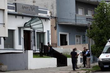 Foto principal del artículo 'Fue detenido el autor del secuestro en una peluquería en Pocitos después de que los rehenes fueran liberados ilesos' Foto principal del artículo 'Fue detenido el autor del secuestro en una peluquería en Pocitos después de que los rehenes fueran liberados ilesos'